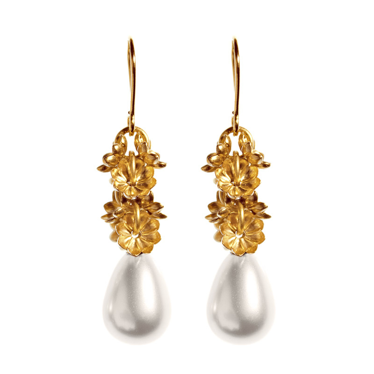 Flower Garland Ohrringe, 18k Gelbgold-Plattierung, Perltropfen, Blüten-Design, von Doll Up Sister