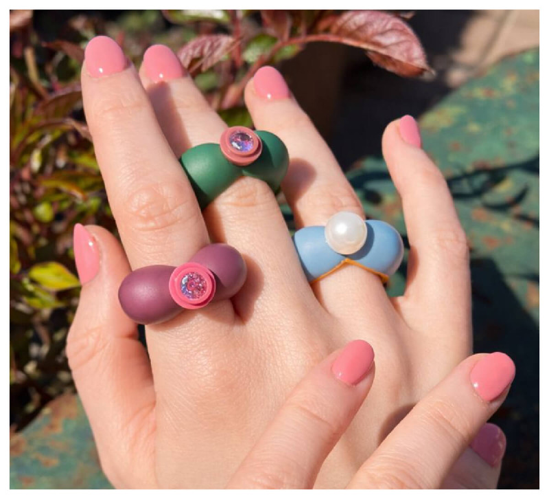 HEART UP – POP – Herzring aus smaragdgrünem Kunstharz und Zirkonia