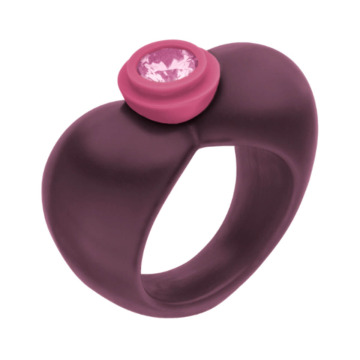 Herzförmiger Ring aus violettem Kunstharz mit eingefasstem Zirkonia – Modell AMALA Heart Up.