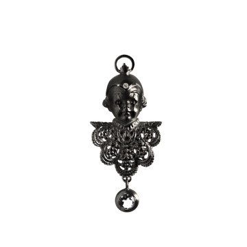 Anhänger Petit Pierrot aus geschwärztem Silber mit zwei Edelsteinen – AMALA®